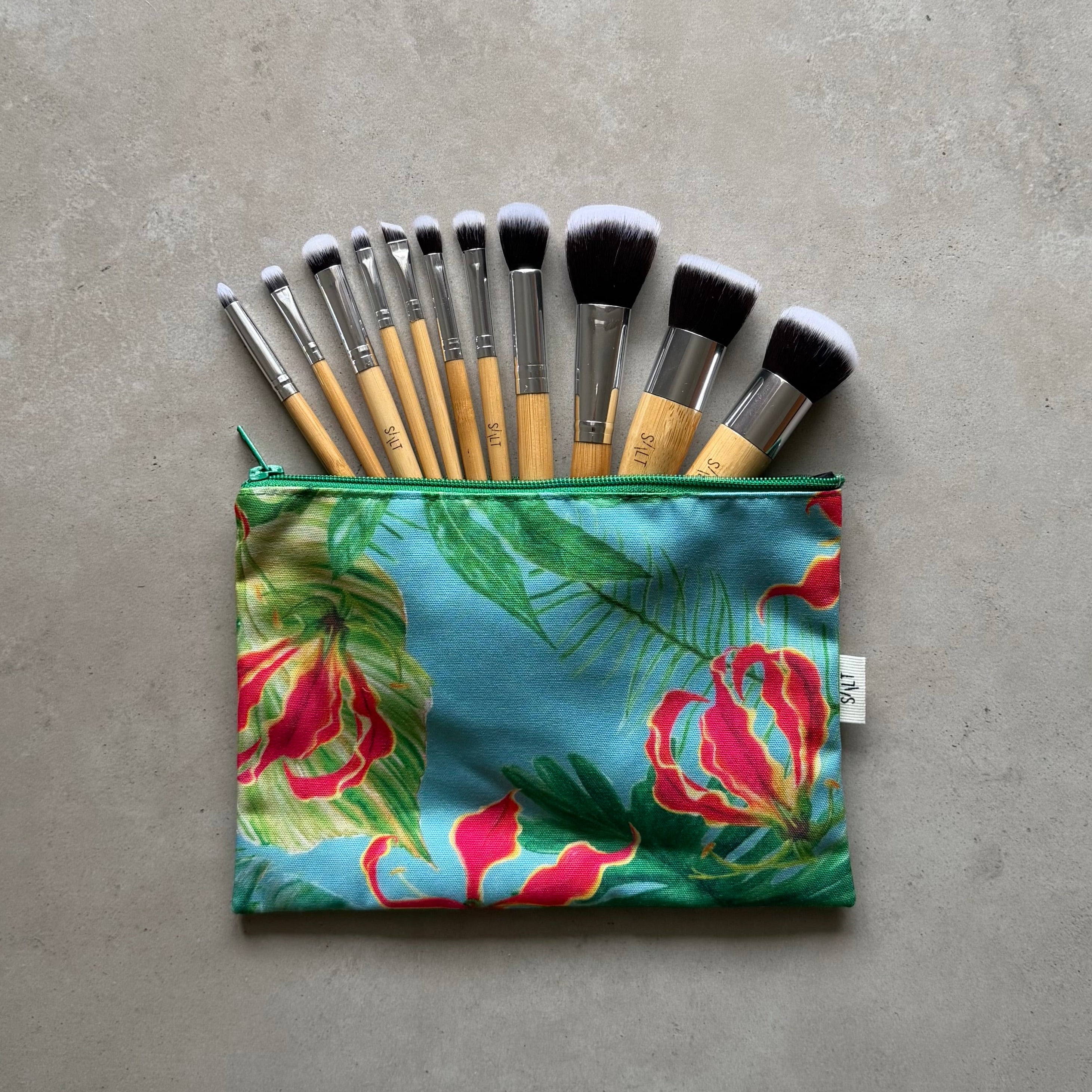 Tropical Print 11 piece Bamboo Brush Set