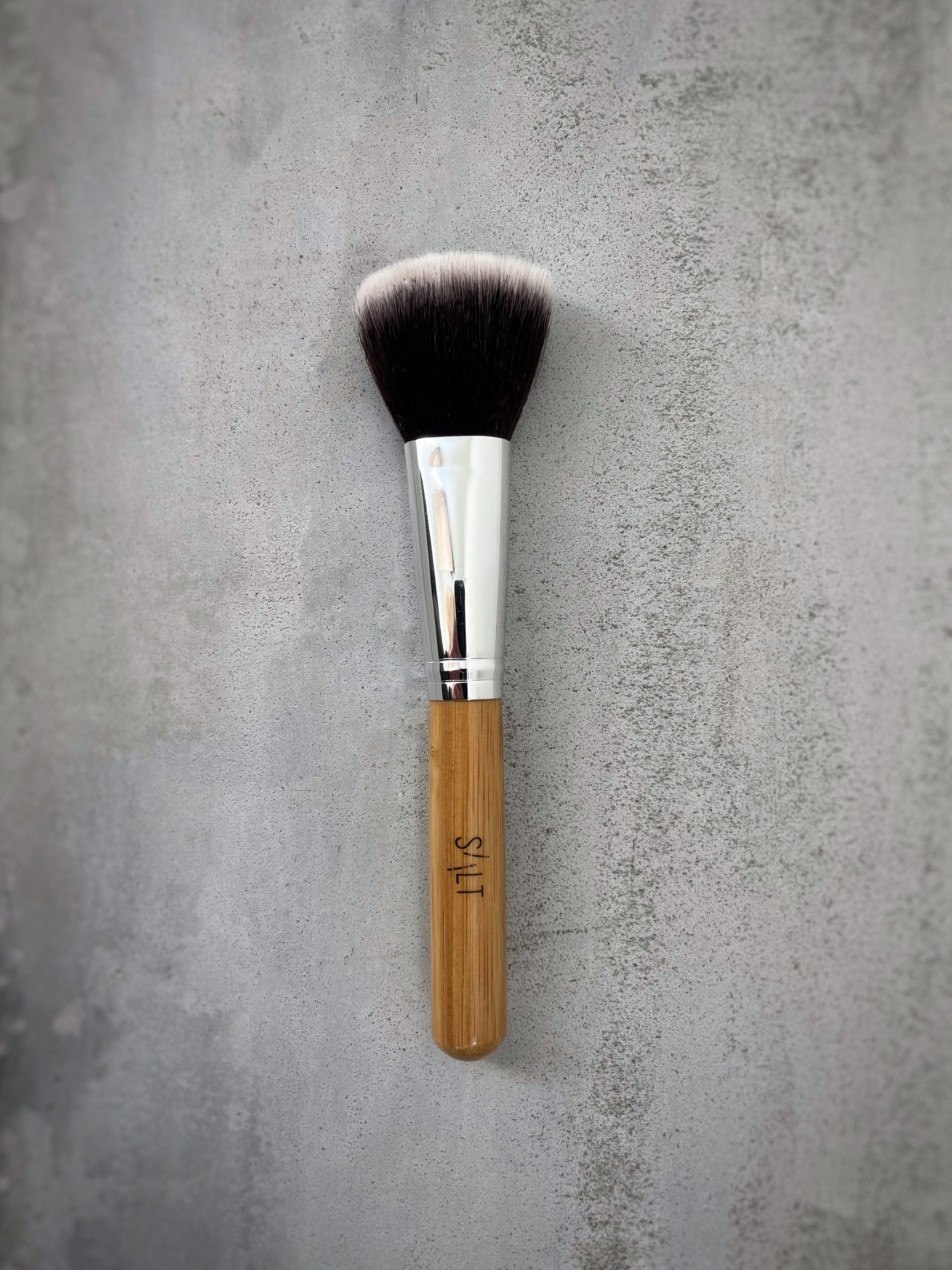 Salt Atelier Contour/blusher Brush