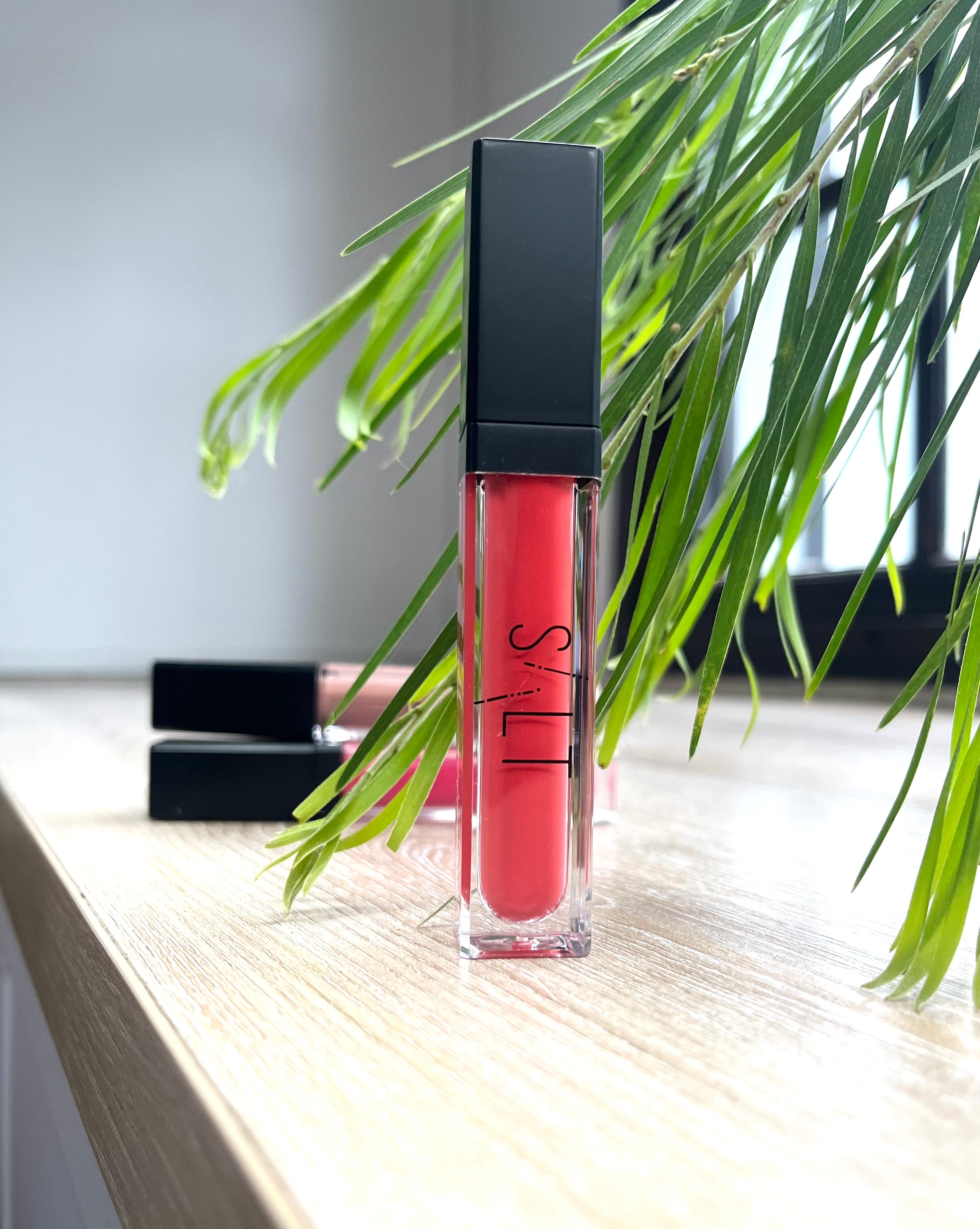 Salt 25 Coral Pop Matt Lipstick