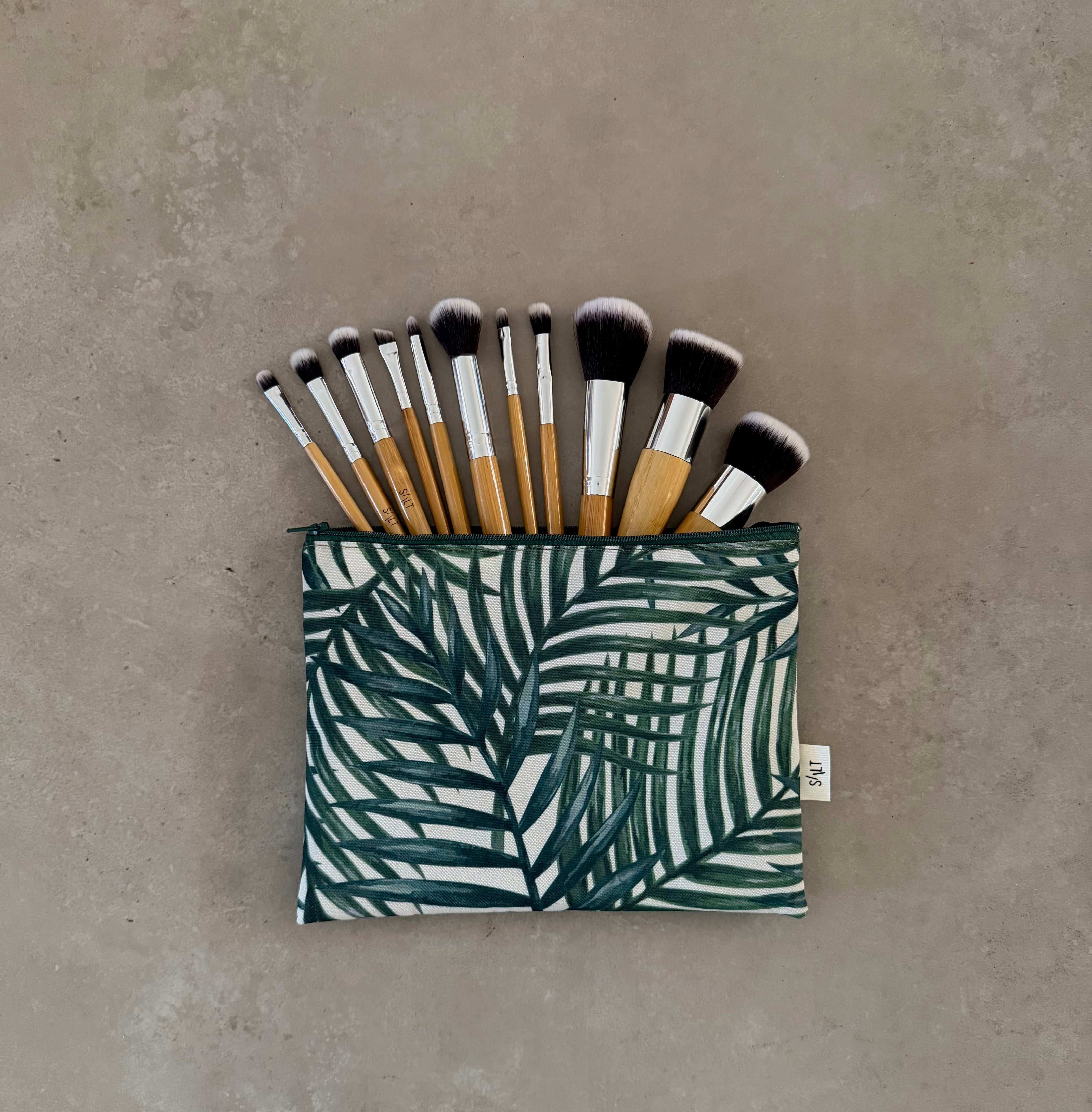 Palm Tree Waterproof print 11 piece Bamboo Brush Set